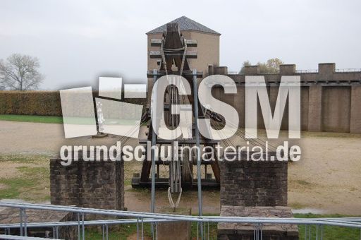 Xanten - Baukran 2.JPG